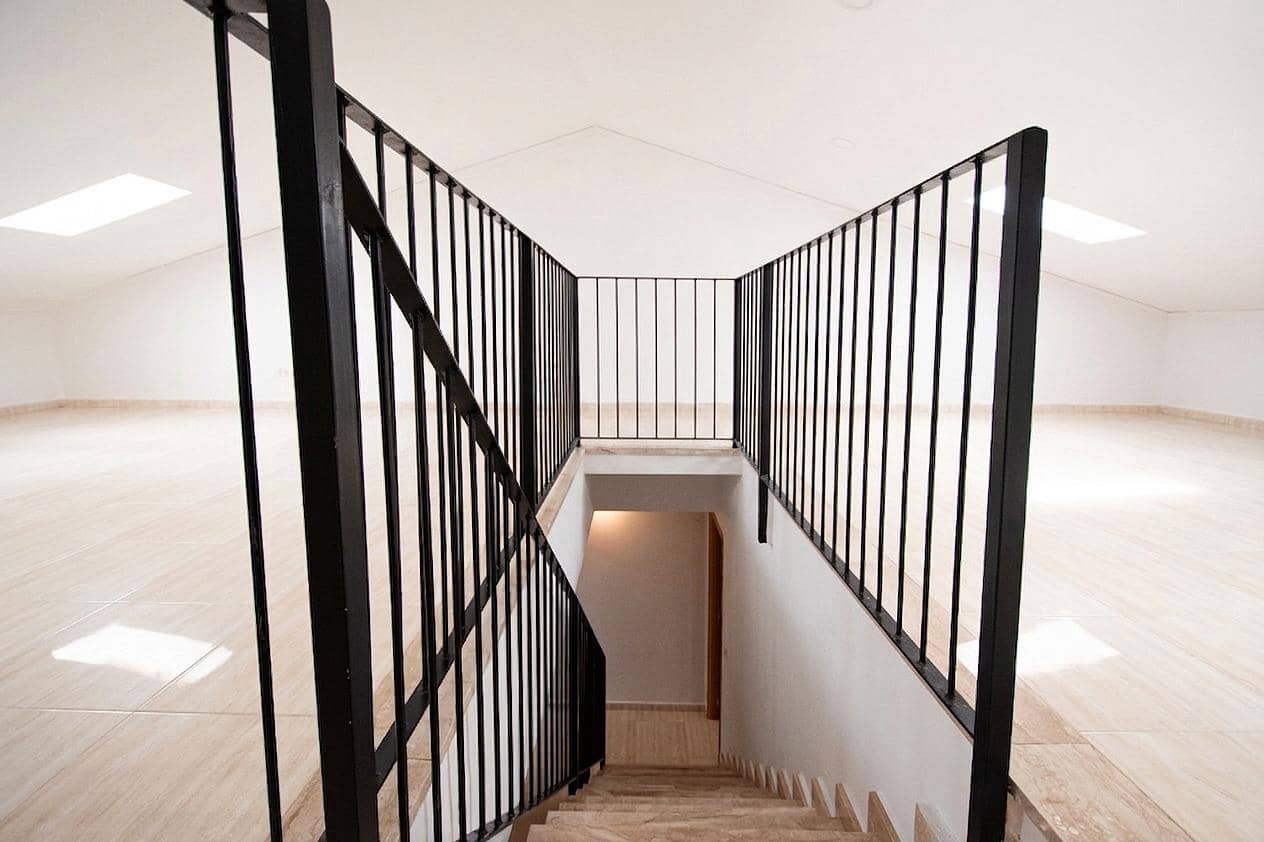 4 chambre Villa/Maison Mitoyenne à vendre à Benimuslem avec piscine garage - 199 000 € (Ref: 9711928)