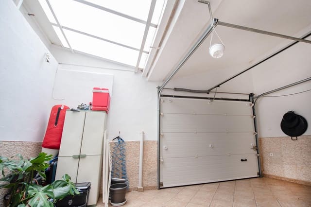 4 chambre Villa/Maison Mitoyenne à vendre à Benimuslem avec piscine garage - 199 000 € (Ref: 9711928)