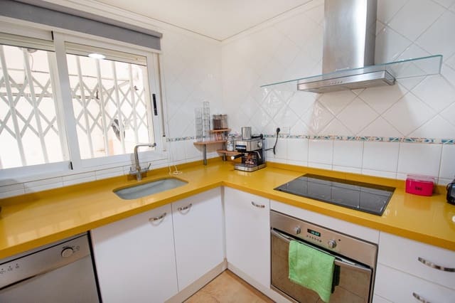 4 chambre Villa/Maison Mitoyenne à vendre à Benimuslem avec piscine garage - 199 000 € (Ref: 9711928)