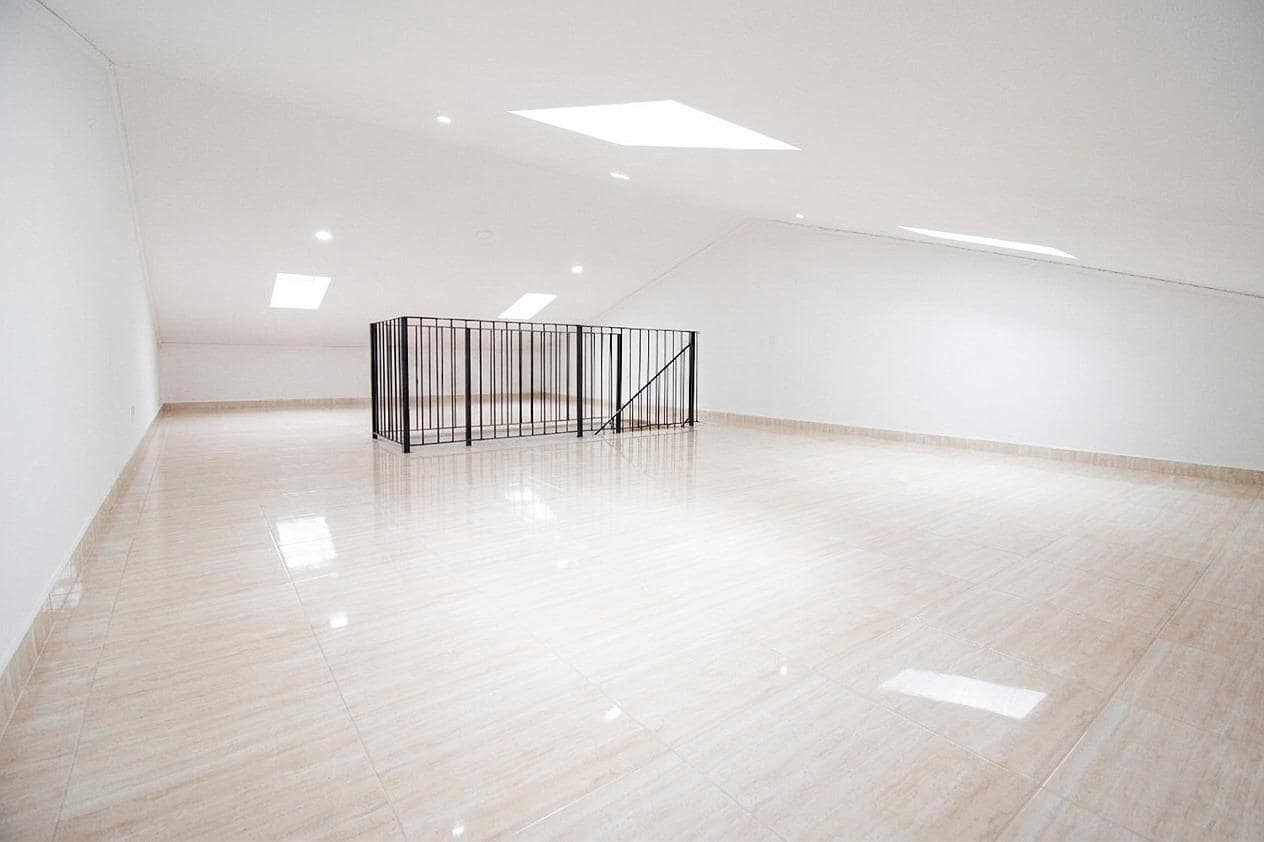 4 chambre Villa/Maison Mitoyenne à vendre à Benimuslem avec piscine garage - 199 000 € (Ref: 9711928)