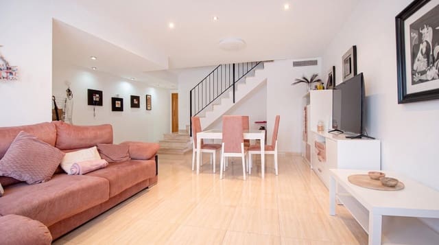 4 slaapkamer Rijtjeshuis te koop in Benimuslem met zwembad garage - € 199.000 (Ref: 9711928)