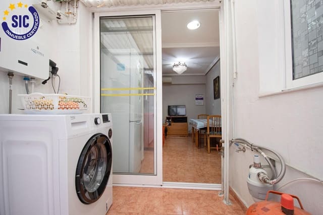 3 makuuhuone Asunto myytävänä paikassa Alaquàs - 180 000 € (Ref: 9721654)