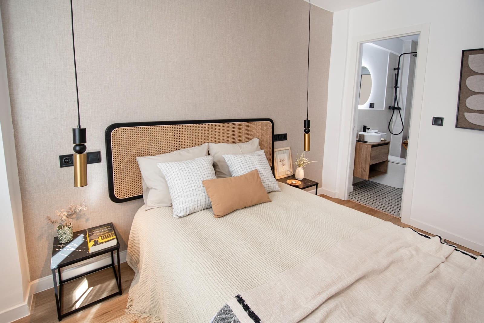 2 makuuhuone Asunto myytävänä paikassa Valencia kaupunki - 250 000 € (Ref: 9738522)