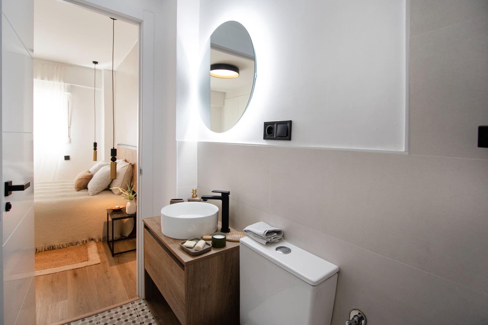 2 makuuhuone Asunto myytävänä paikassa Valencia kaupunki - 250 000 € (Ref: 9738522)