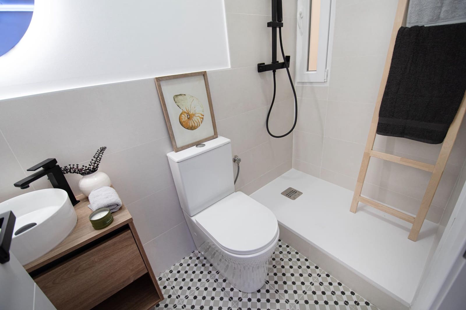 2 makuuhuone Asunto myytävänä paikassa Valencia kaupunki - 250 000 € (Ref: 9738522)