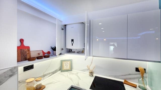 2 slaapkamer Flat te koop in Campanar, Valencia stad - € 250.000 (Ref: 9738522)