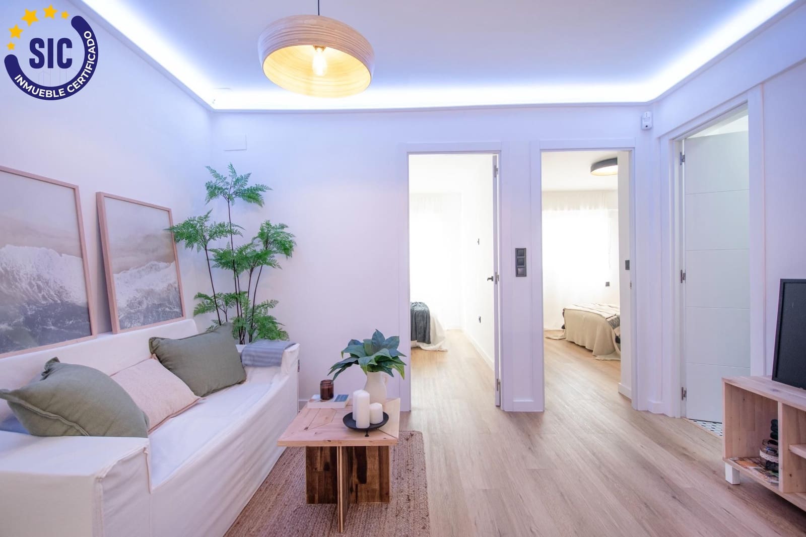 2 bedroom Flat for sale in Valencia city - € 239,900 (Ref: 9738522)