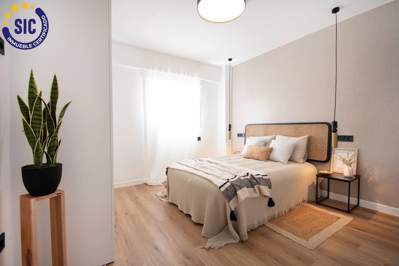 2 bedroom Flat for sale in Valencia city - € 239,900 (Ref: 9738522)