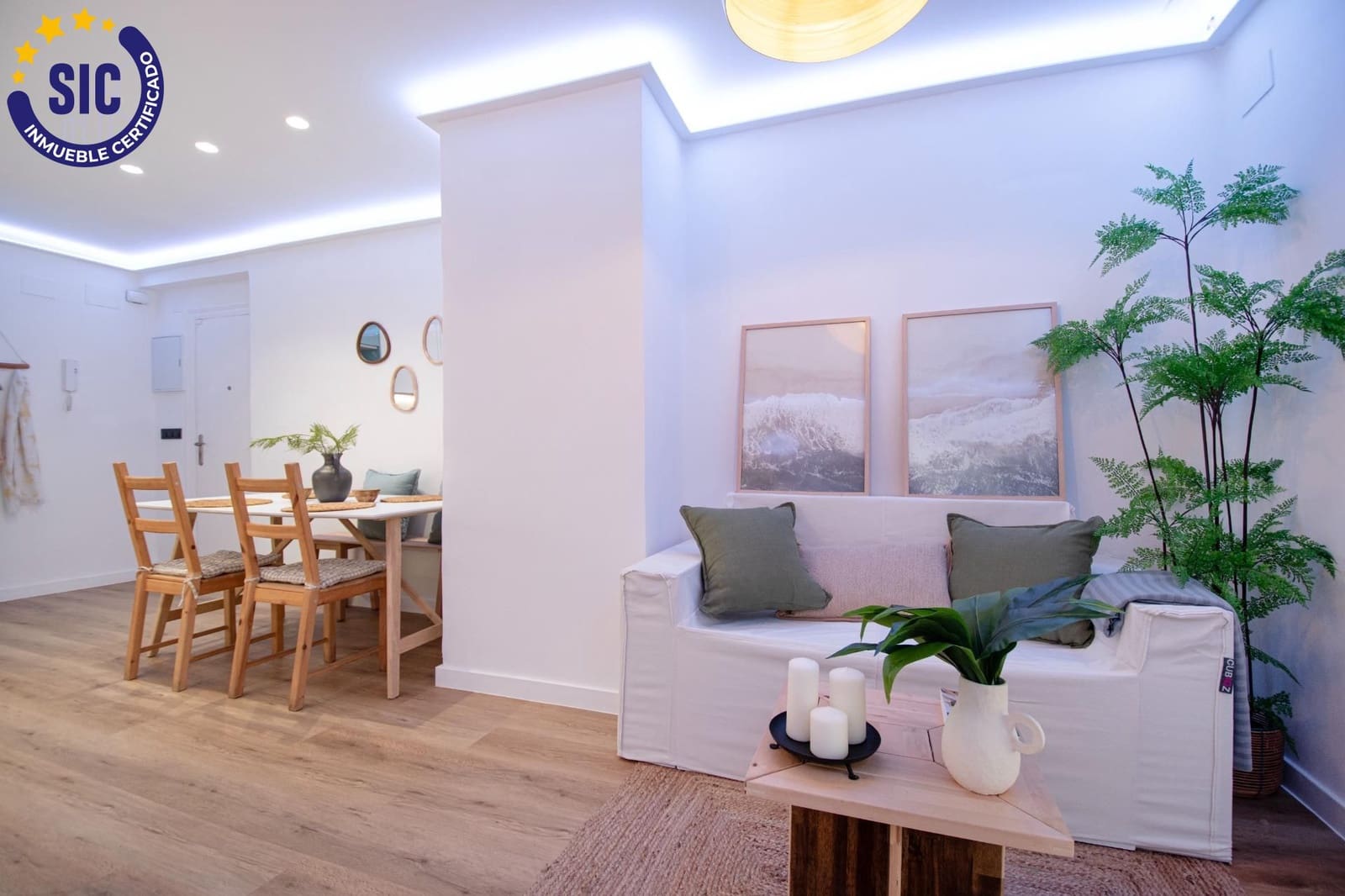 2 bedroom Flat for sale in Valencia city - € 239,900 (Ref: 9738522)