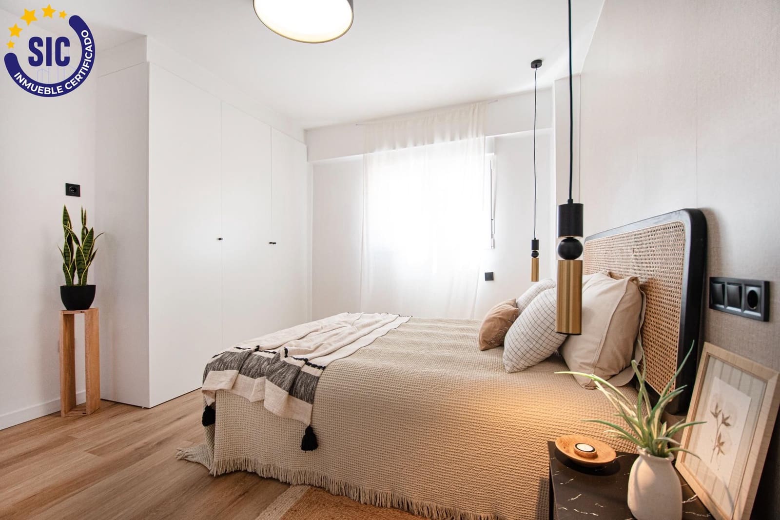 2 bedroom Flat for sale in Valencia city - € 239,900 (Ref: 9738522)
