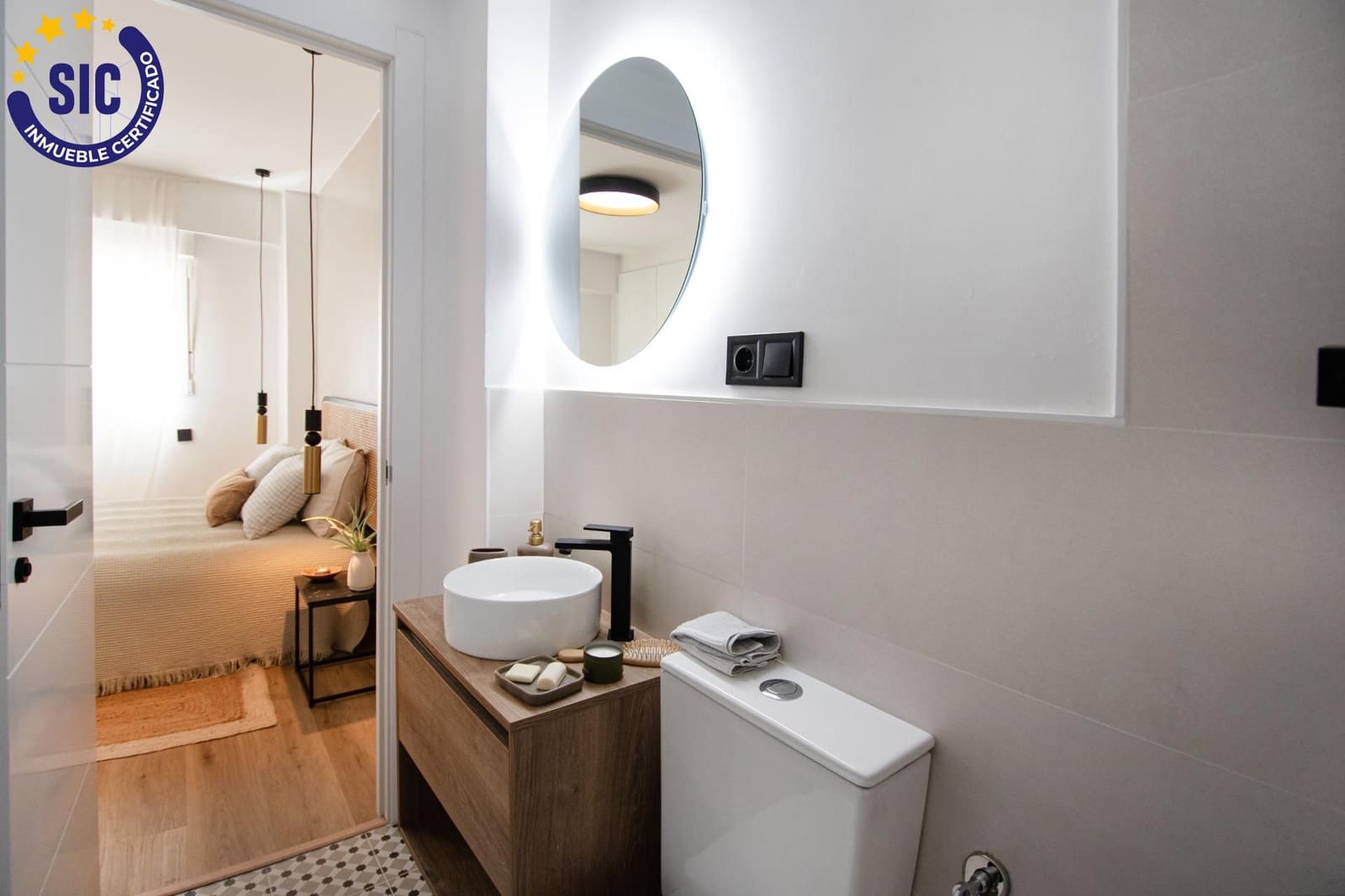 2 bedroom Flat for sale in Valencia city - € 239,900 (Ref: 9738522)