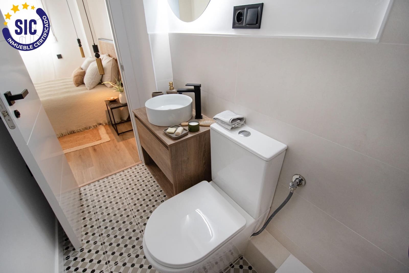 2 bedroom Flat for sale in Valencia city - € 239,900 (Ref: 9738522)