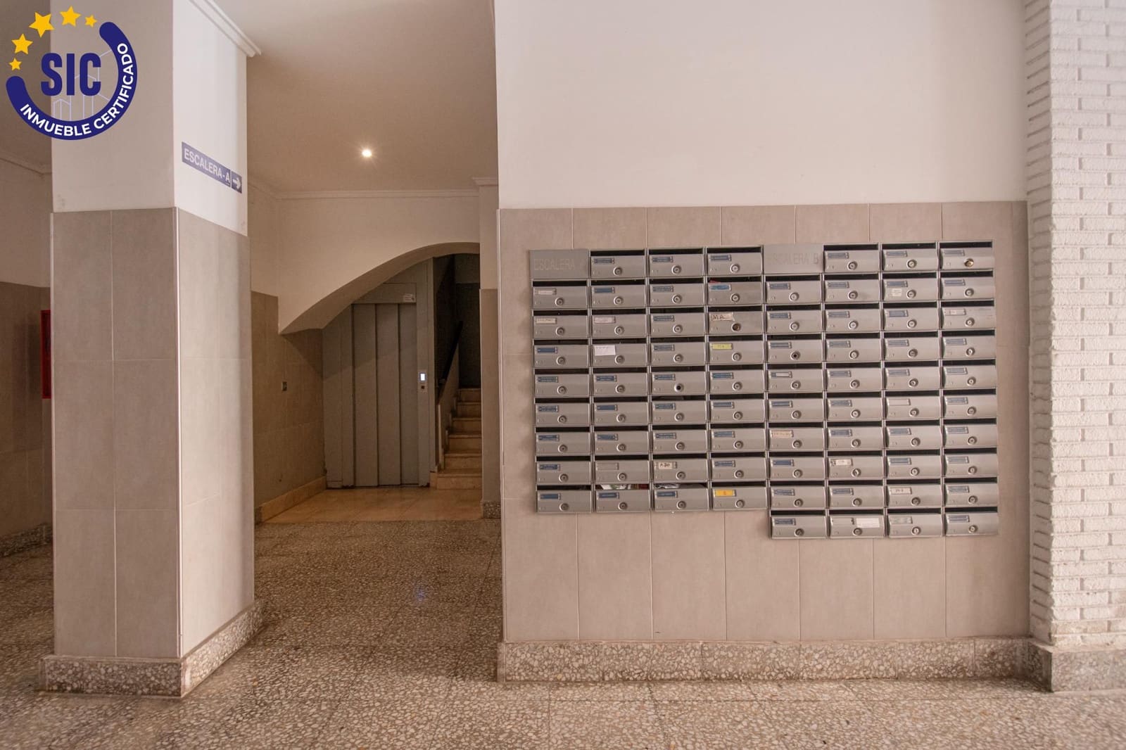 2 bedroom Flat for sale in Valencia city - € 239,900 (Ref: 9738522)