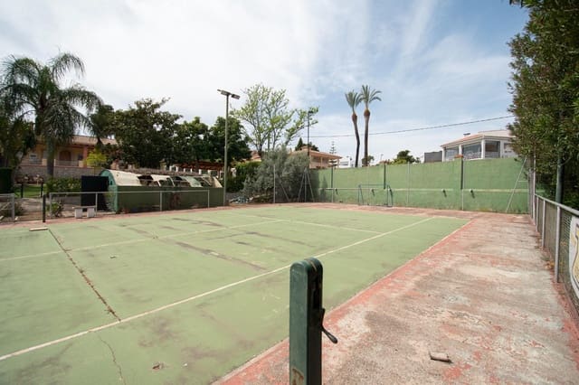 Byggegrund til salg i Torrent - € 353.000 (Ref: 9758928)