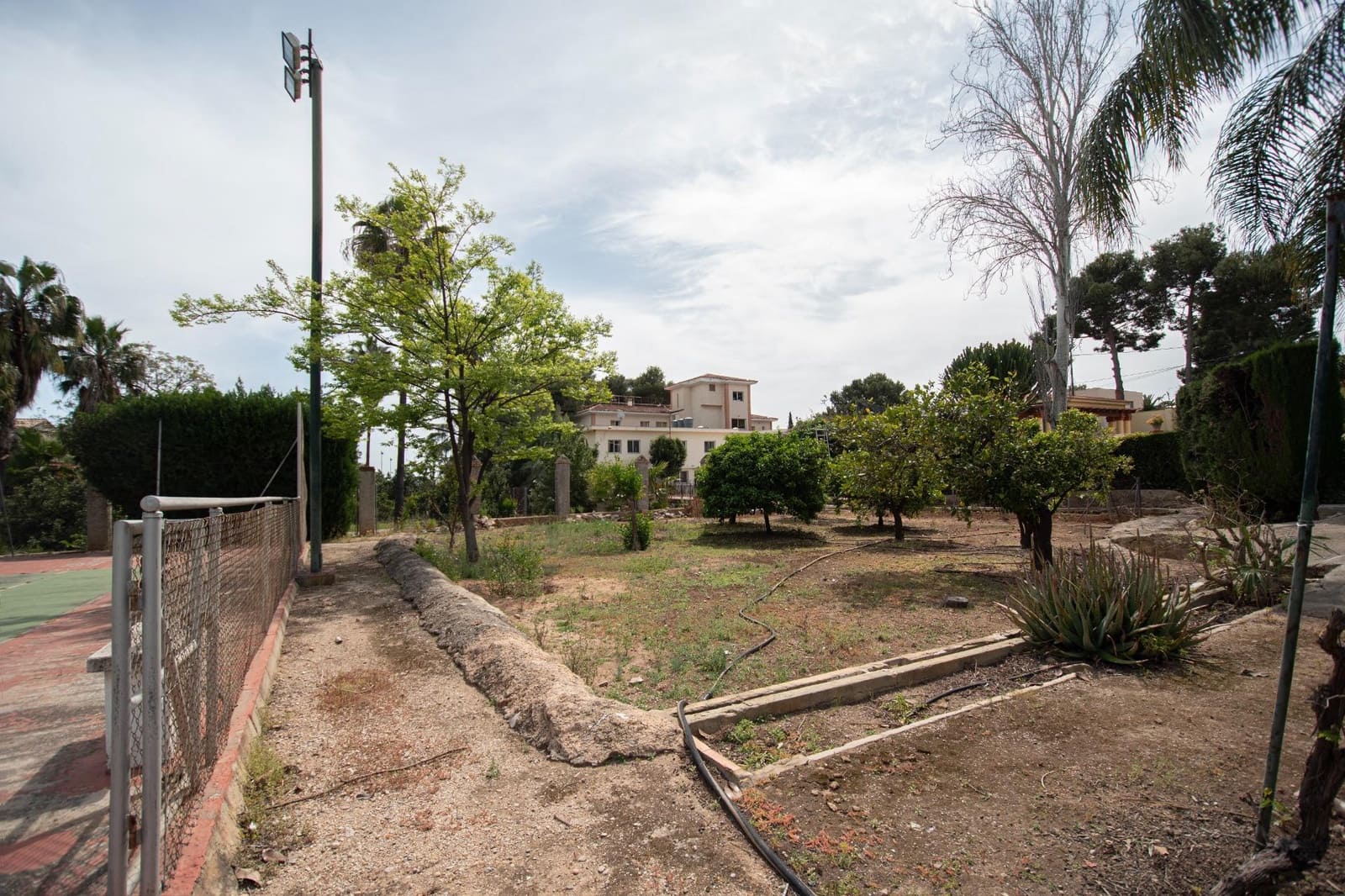 Byggegrund til salg i Torrent - € 353.000 (Ref: 9758928)