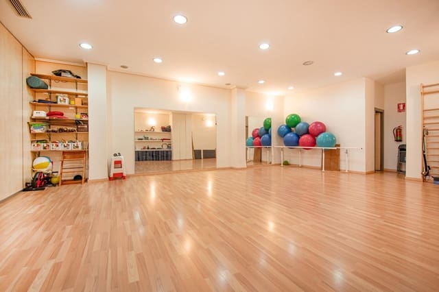 Comercial para venda em Torrent - 98 900 € (Ref: 9780510)