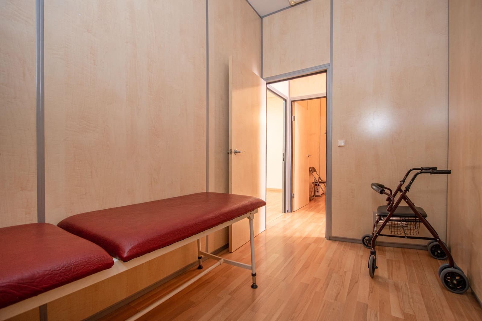 Comercial para venda em Torrent - 98 900 € (Ref: 9780510)