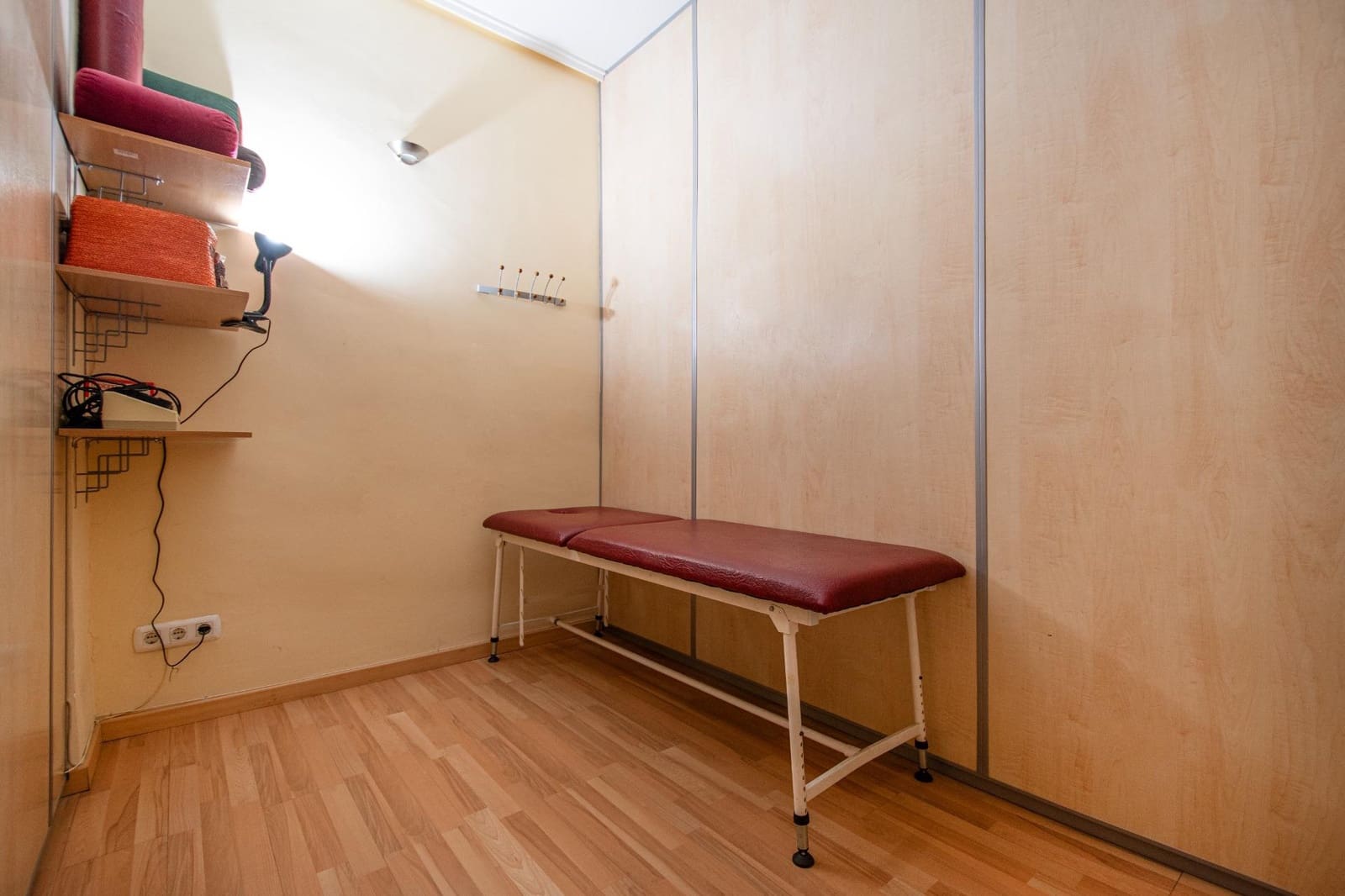 Comercial para venda em Torrent - 98 900 € (Ref: 9780510)