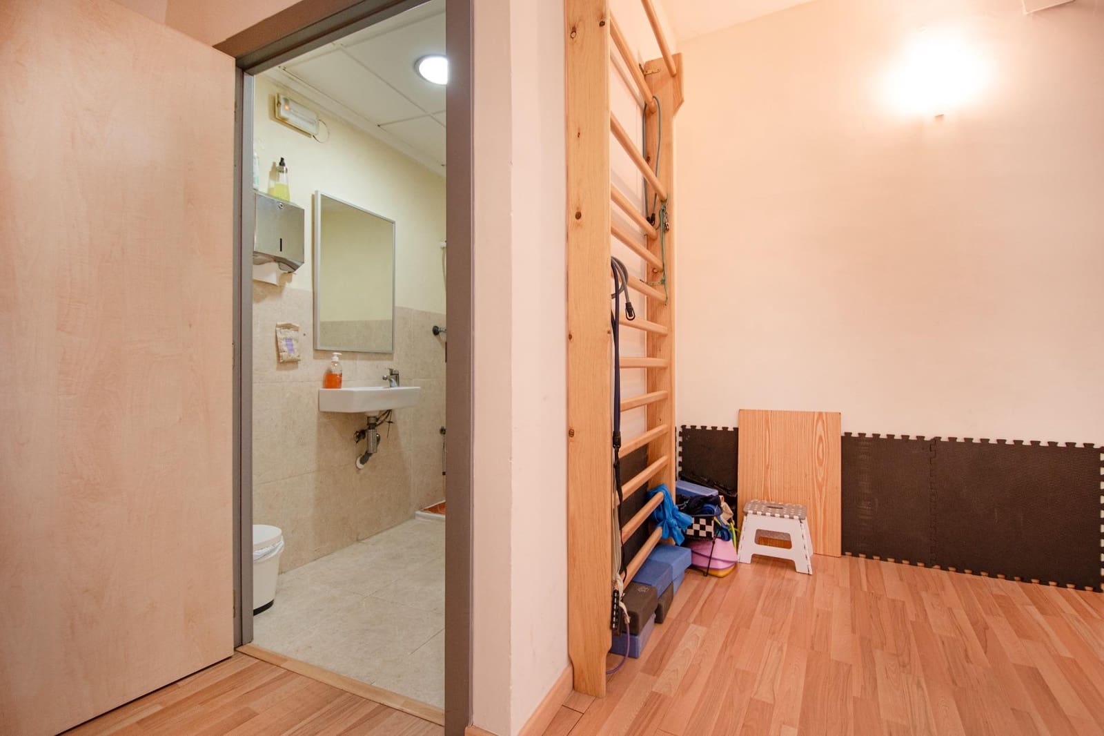 Comercial para venda em Torrent - 98 900 € (Ref: 9780510)