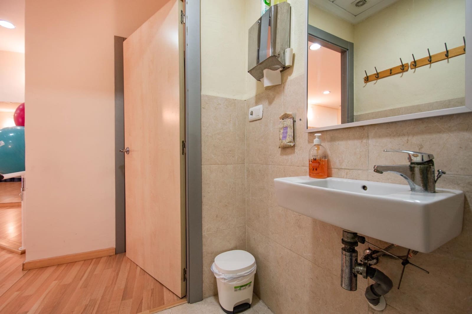 Comercial para venda em Torrent - 98 900 € (Ref: 9780510)