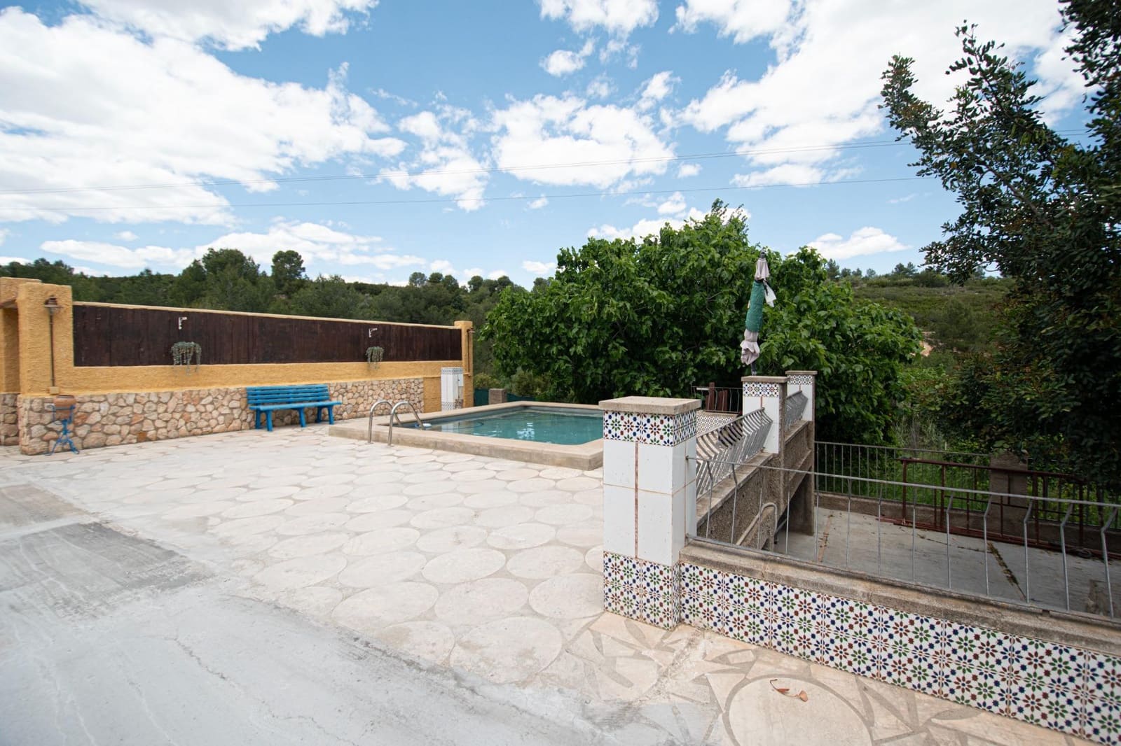 4 soveværelse Villa til salg i Godelleta med swimmingpool - € 250.000 (Ref: 9820473)