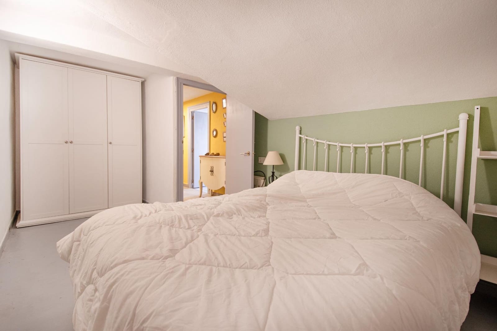 4 soveværelse Villa til salg i Godelleta med swimmingpool - € 250.000 (Ref: 9820473)