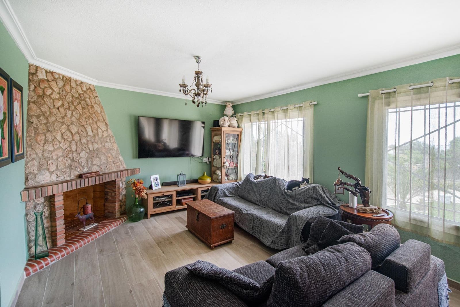 4 soveværelse Villa til salg i Godelleta med swimmingpool - € 250.000 (Ref: 9820473)