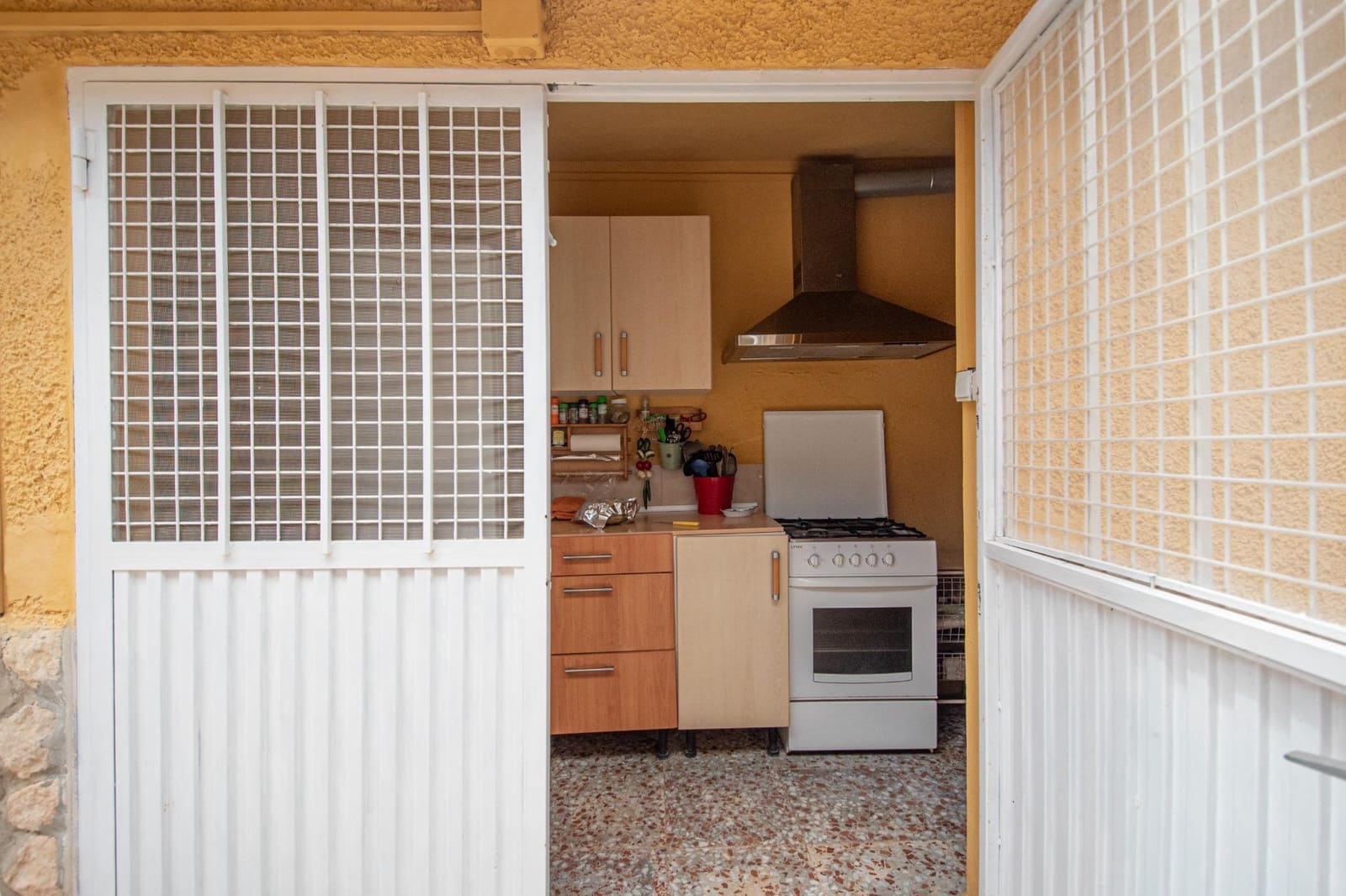 4 soveværelse Villa til salg i Godelleta med swimmingpool - € 250.000 (Ref: 9820473)