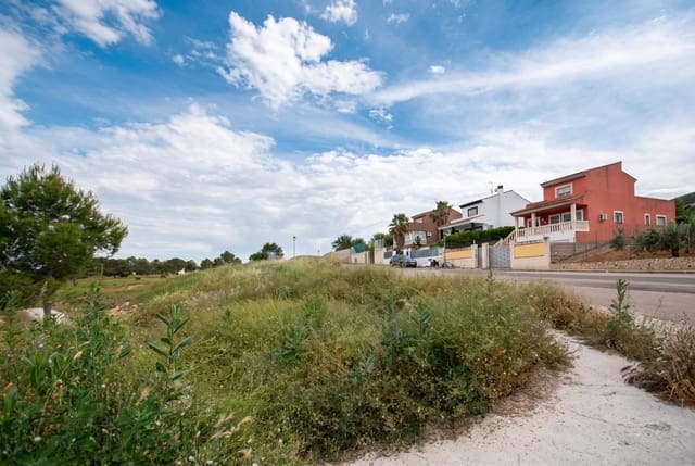 Tontti myytävänä paikassa Montroy - 48 000 € (Ref: 9822882)