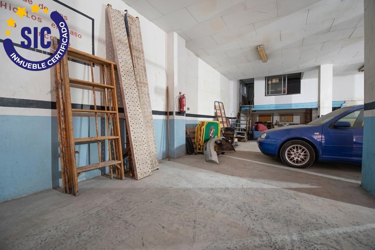 Commerciale in vendita in Torrent - 140.000 € (Rif: 9825218)