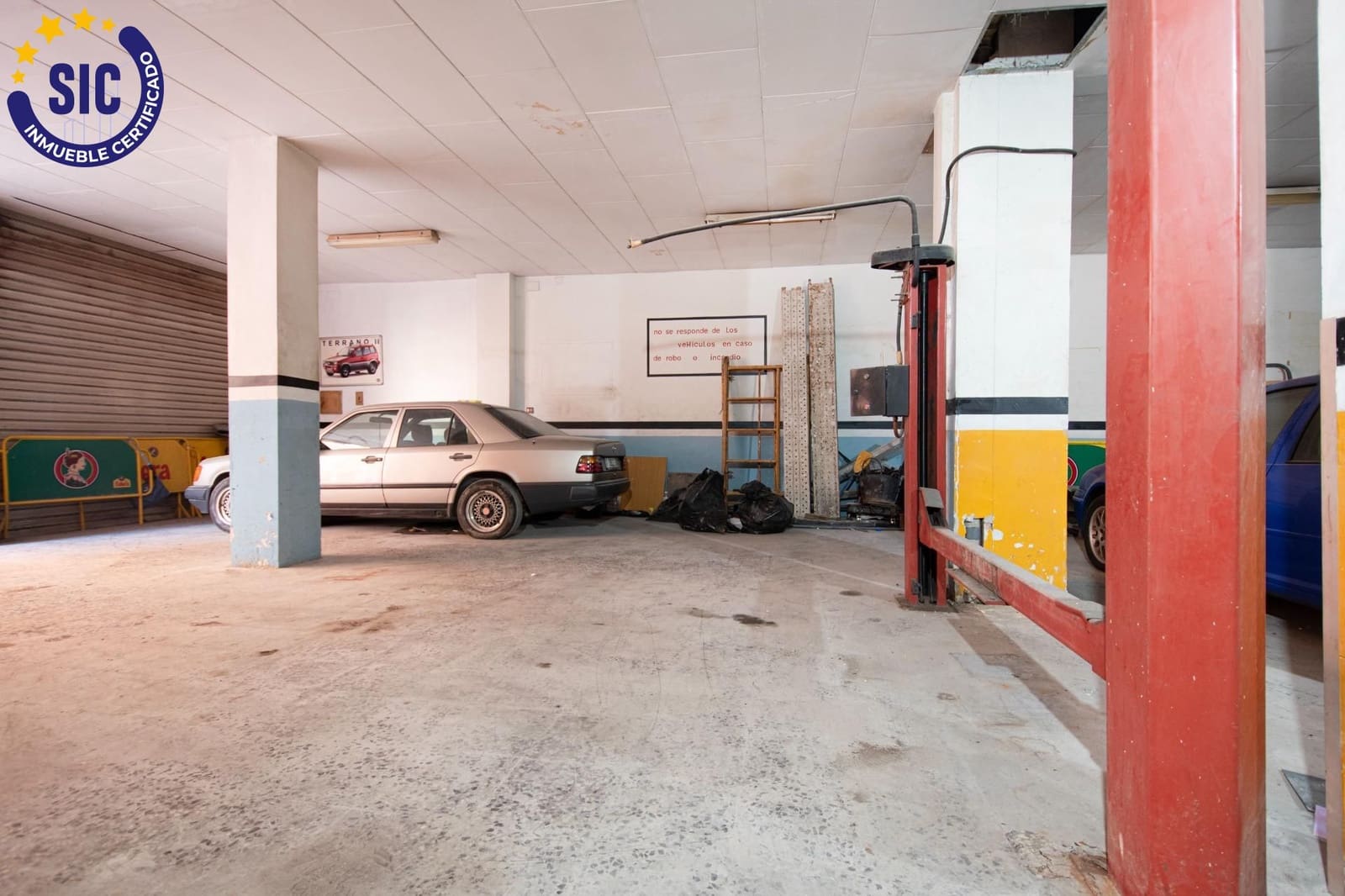 Commerciale in vendita in Torrent - 140.000 € (Rif: 9825218)