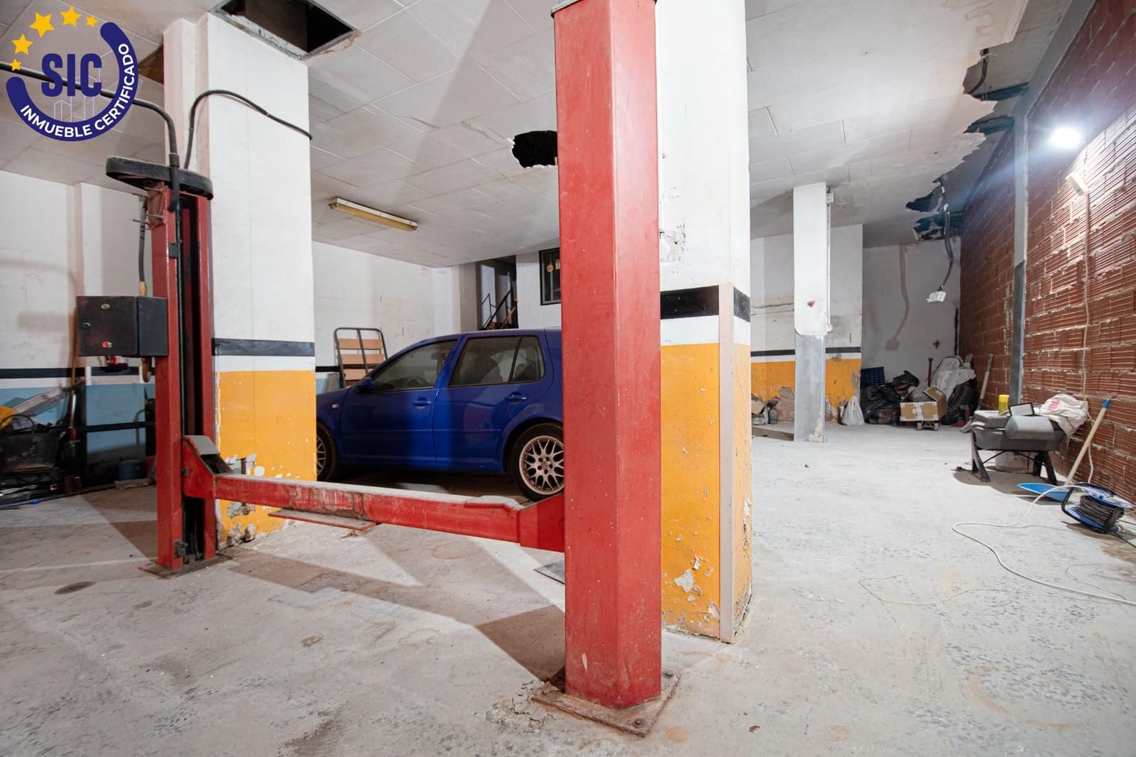 Commerciale in vendita in Torrent - 140.000 € (Rif: 9825218)