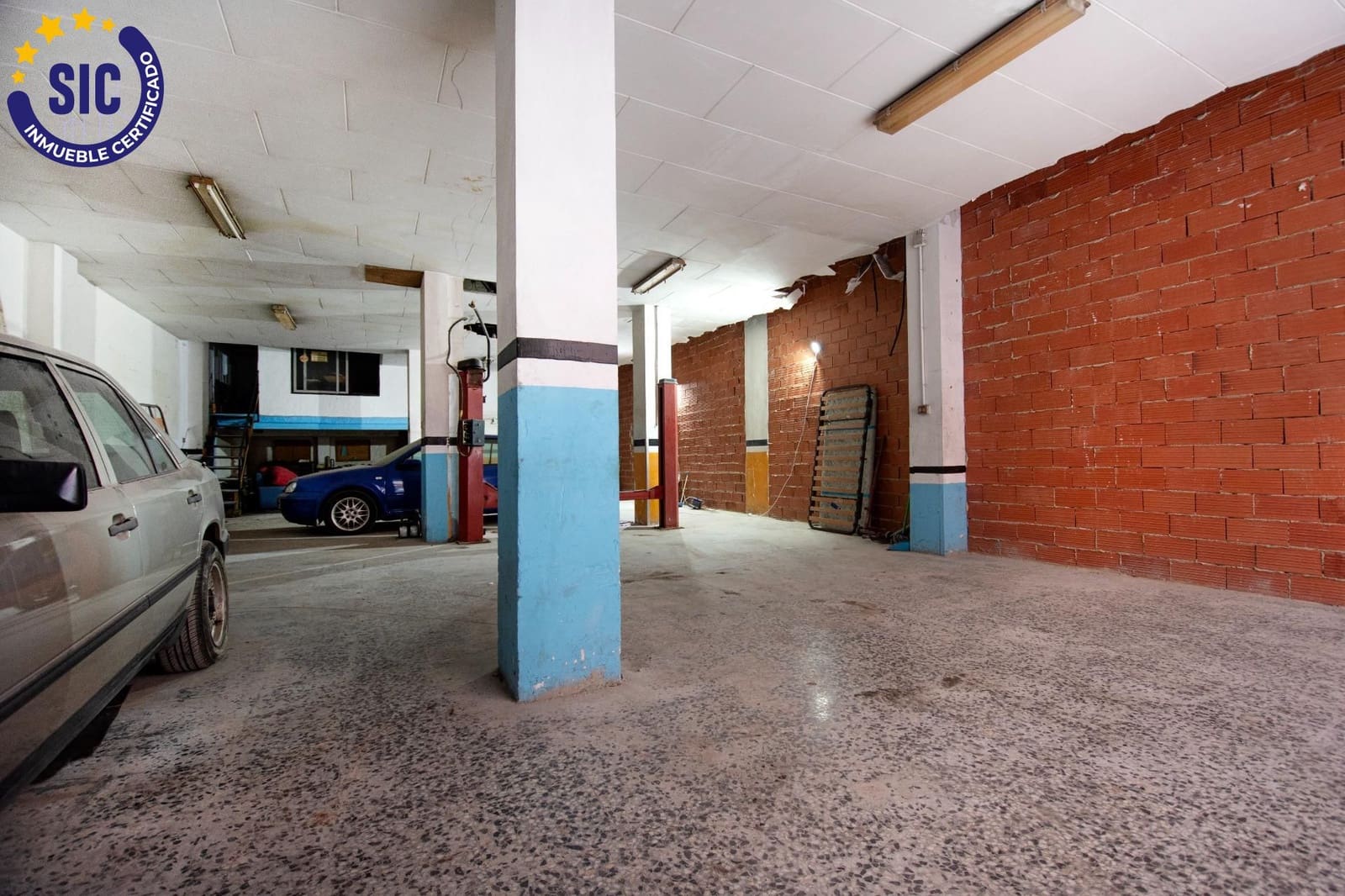 Commerciale in vendita in Torrent - 140.000 € (Rif: 9825218)