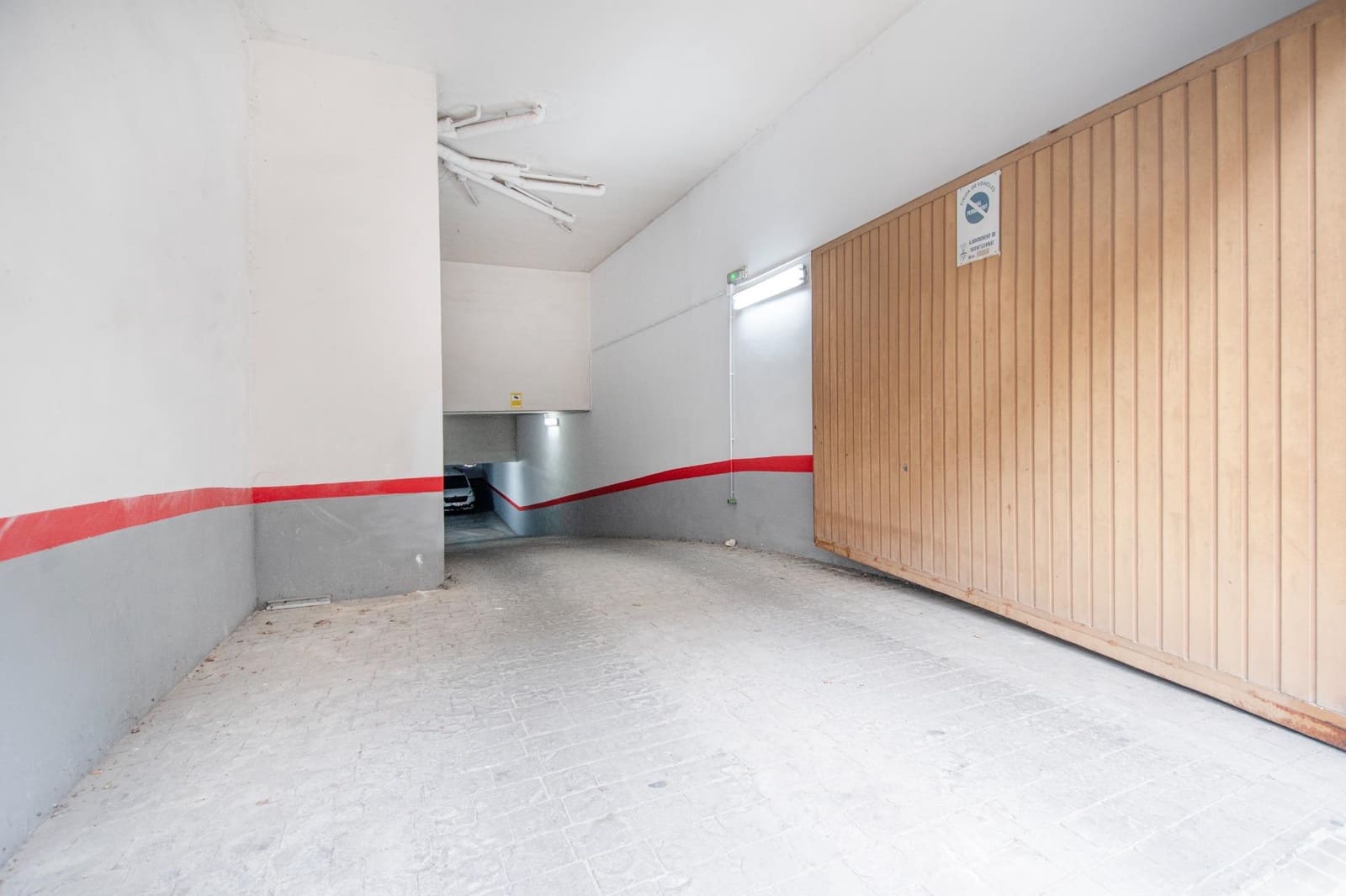 Garage til salg i Montserrat - € 8.500 (Ref: 9843364)