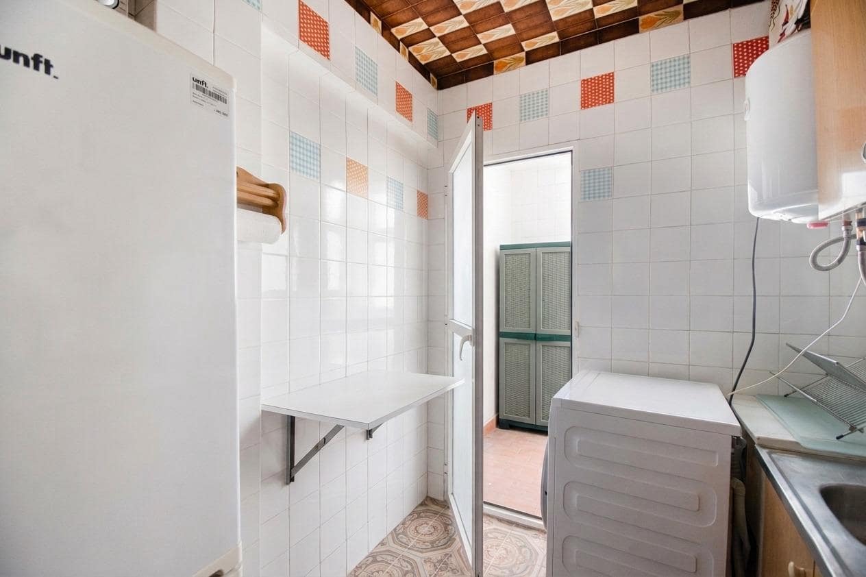 4 soveværelse Lejlighed til salg i Valencia by - € 125.000 (Ref: 9855419)