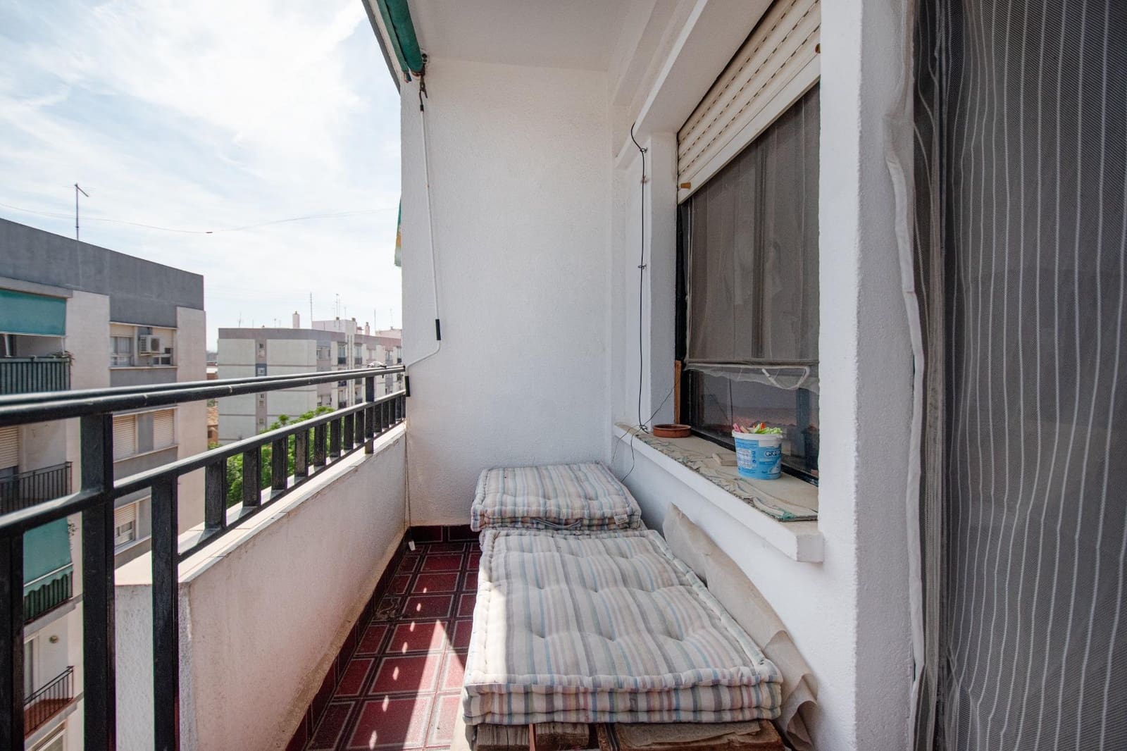 4 soveværelse Lejlighed til salg i Valencia by - € 125.000 (Ref: 9855419)