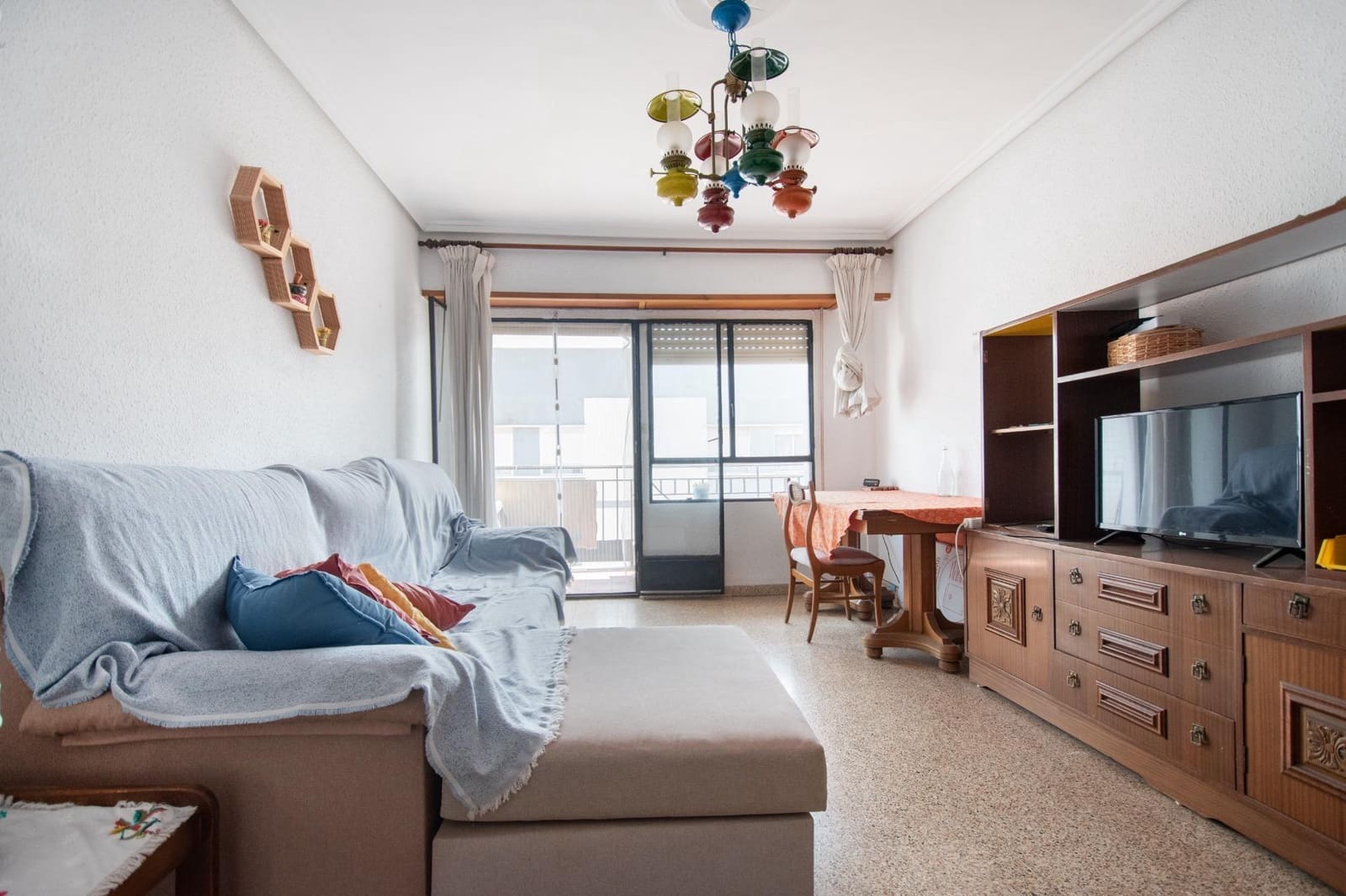 4 soveværelse Lejlighed til salg i Valencia by - € 125.000 (Ref: 9855419)