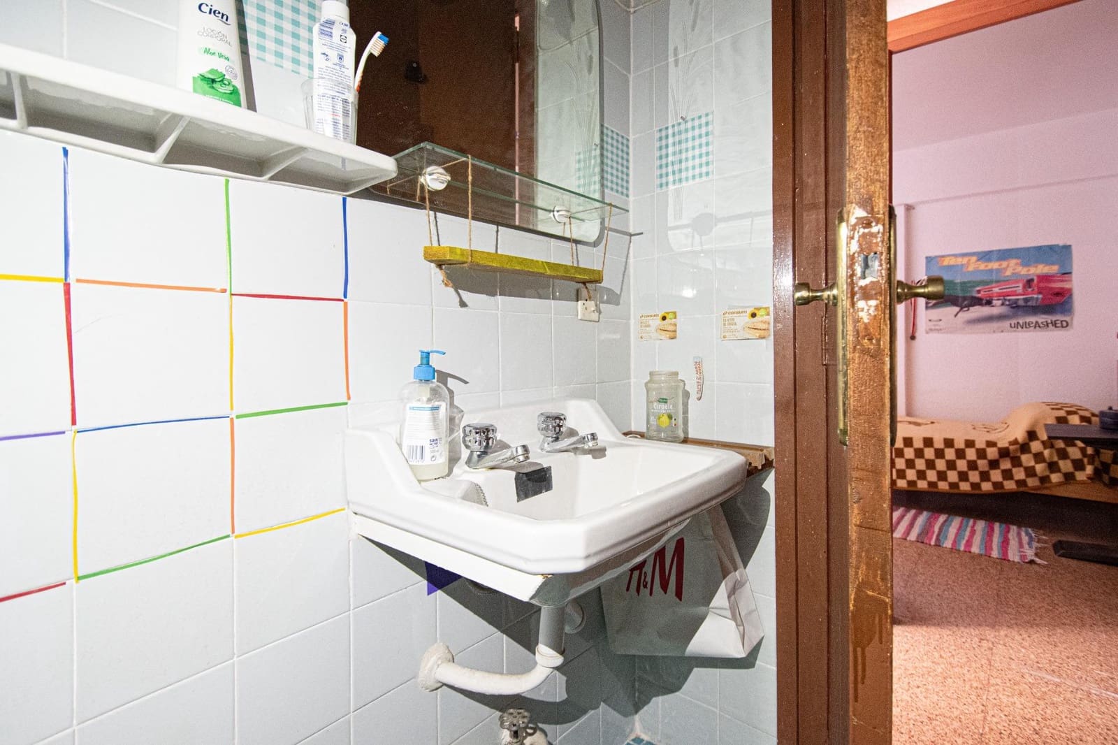 4 soveværelse Lejlighed til salg i Valencia by - € 125.000 (Ref: 9855419)