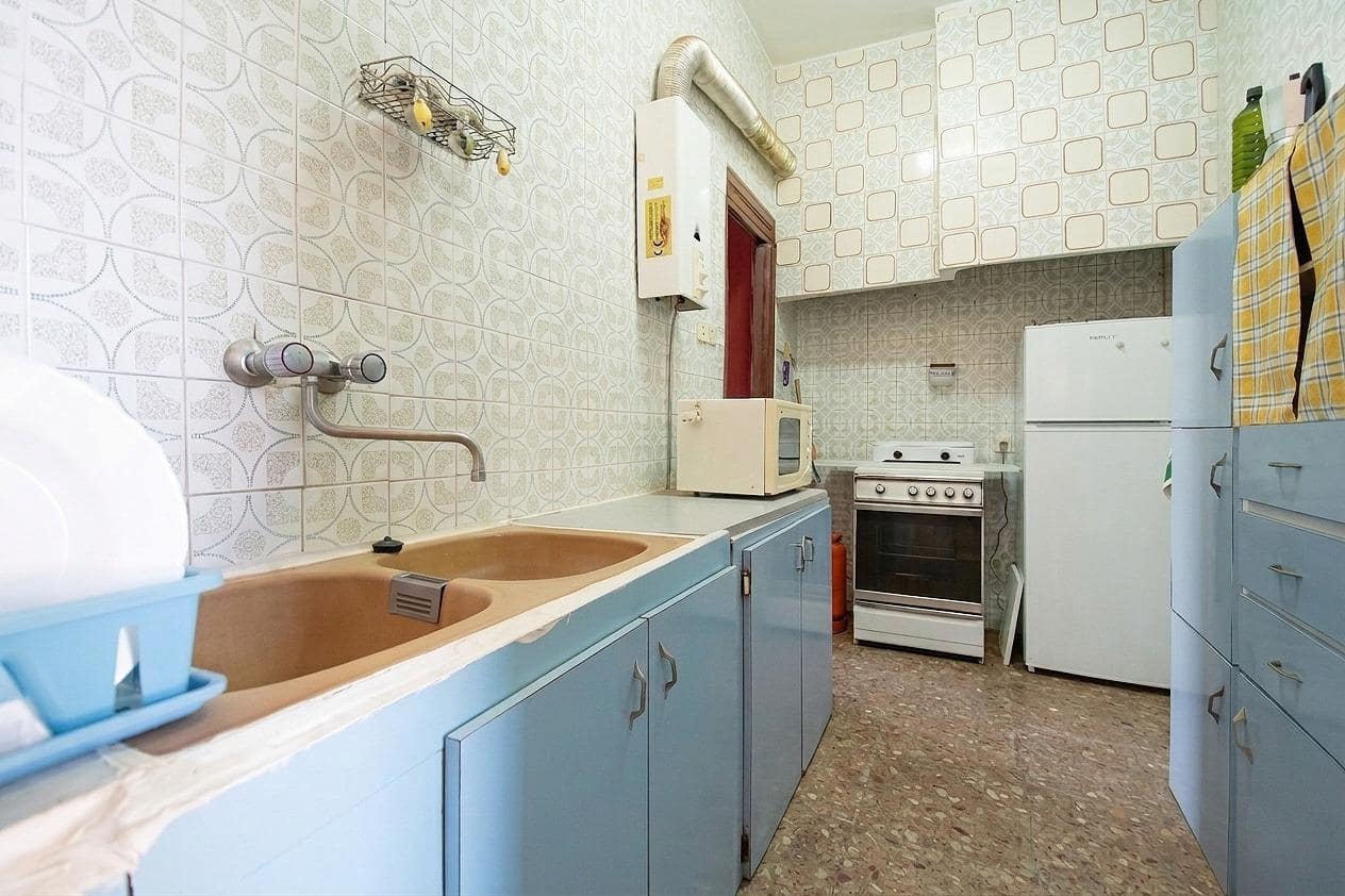 3 bedroom Villa for sale in Torrent with pool - € 159,900 (Ref: 9873471)