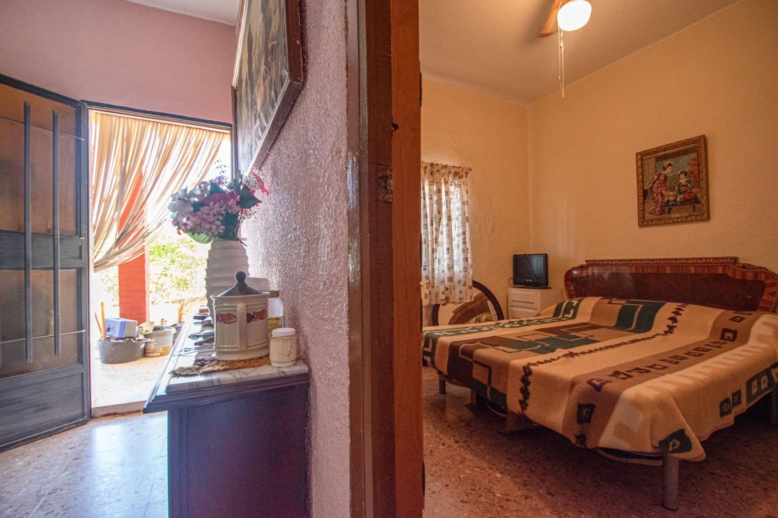 3 bedroom Villa for sale in Torrent with pool - € 159,900 (Ref: 9873471)