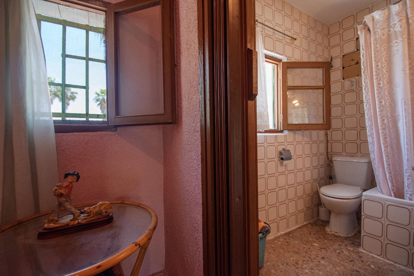 3 bedroom Villa for sale in Torrent with pool - € 159,900 (Ref: 9873471)