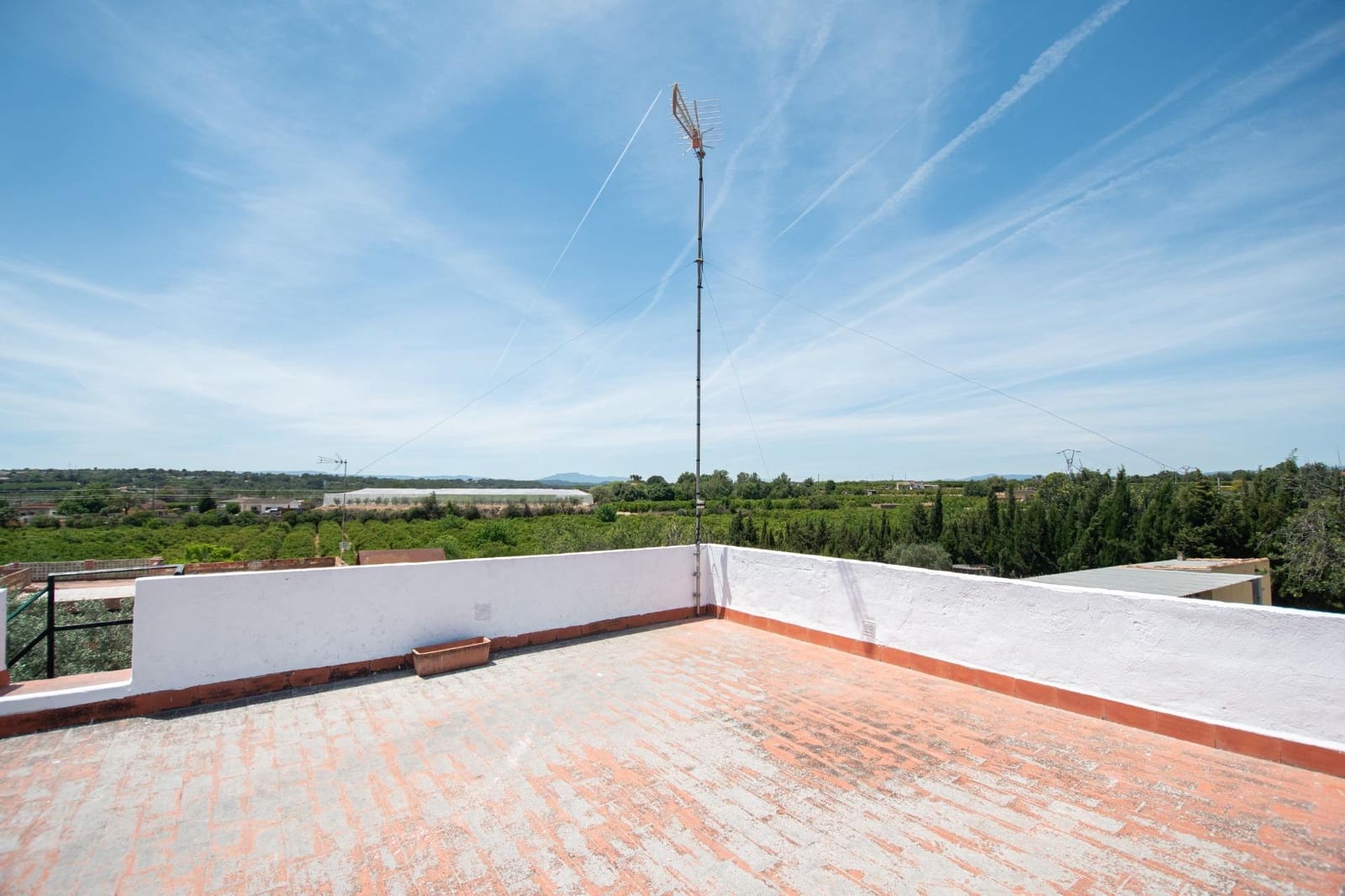 3 bedroom Villa for sale in Torrent with pool - € 159,900 (Ref: 9873471)