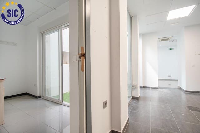 Commercial for sale in Torrent - € 199,900 (Ref: 9899152)