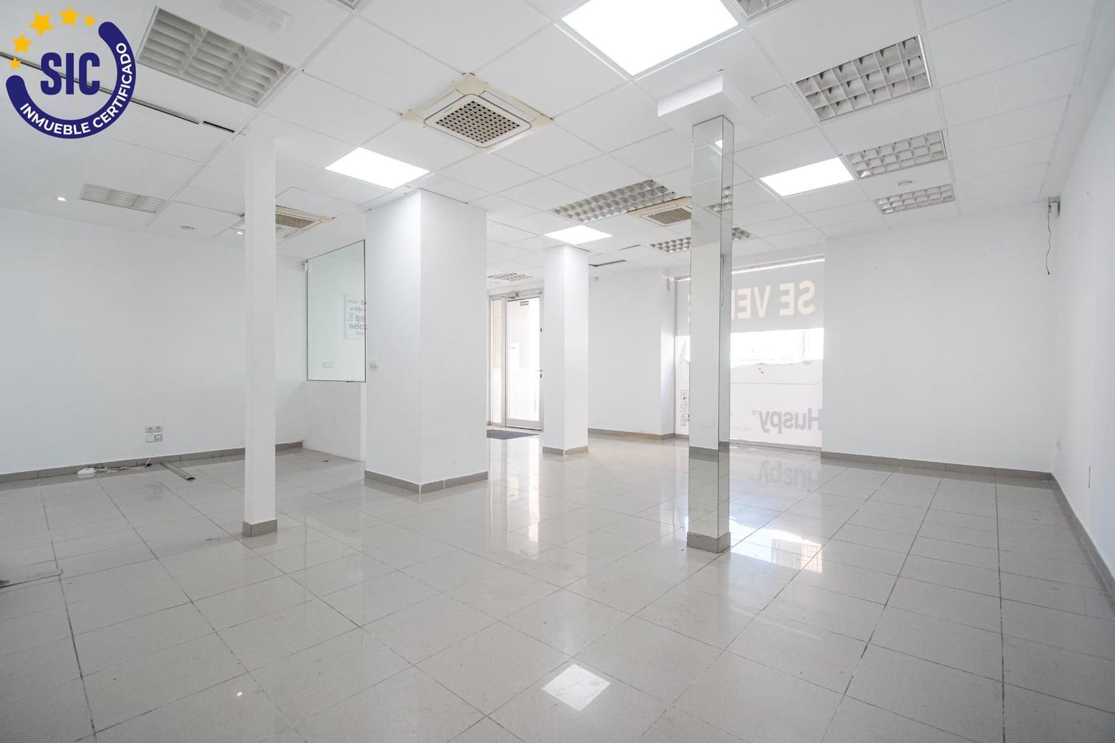 Commercial for sale in Torrent - € 199,900 (Ref: 9899152)