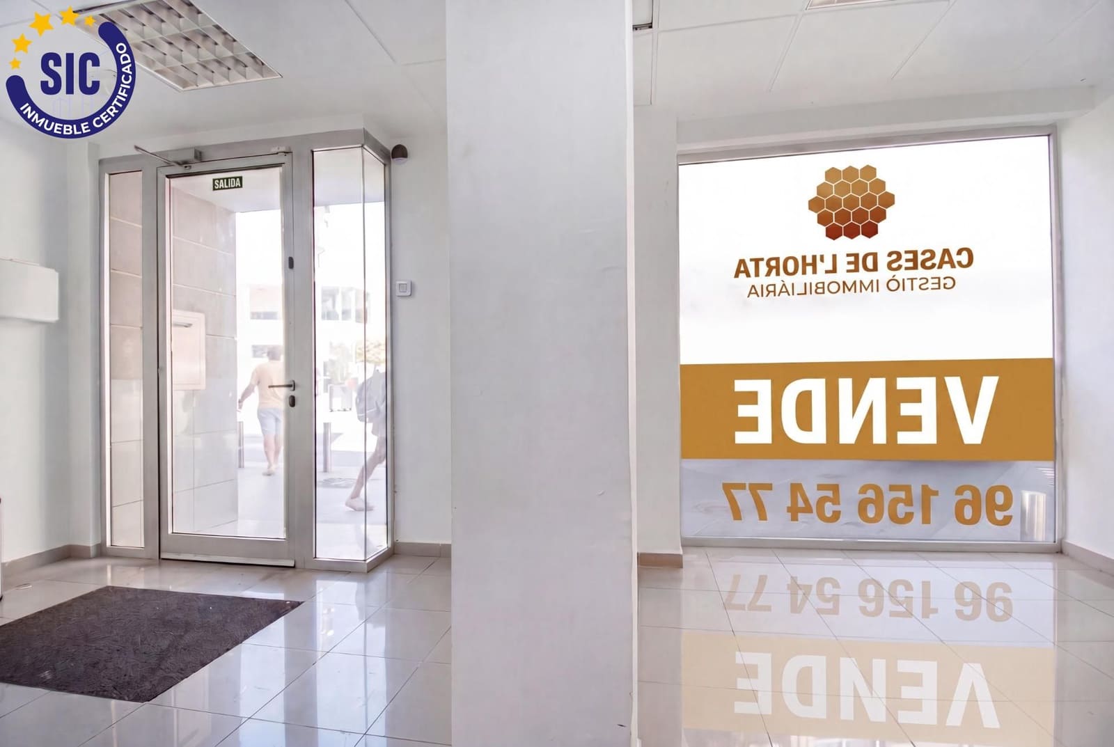 Commercial for sale in Torrent - € 199,900 (Ref: 9899152)