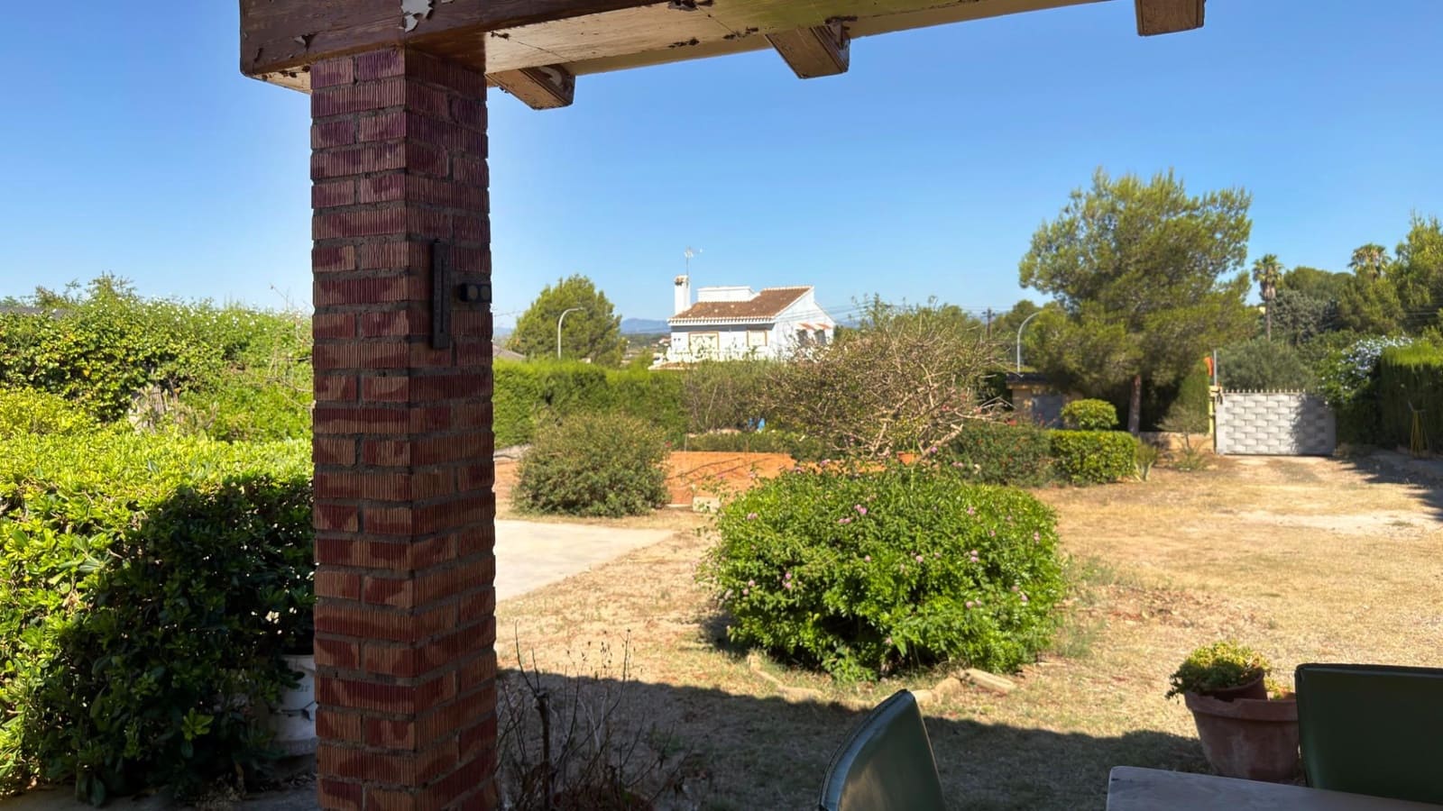 Villa for sale in Montserrat - € 119,900 (Ref: 9942488)