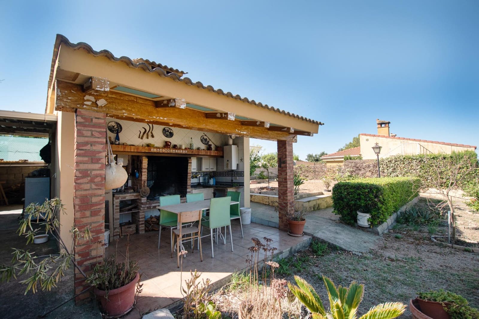 Villa for sale in Montserrat - € 119,900 (Ref: 9942488)