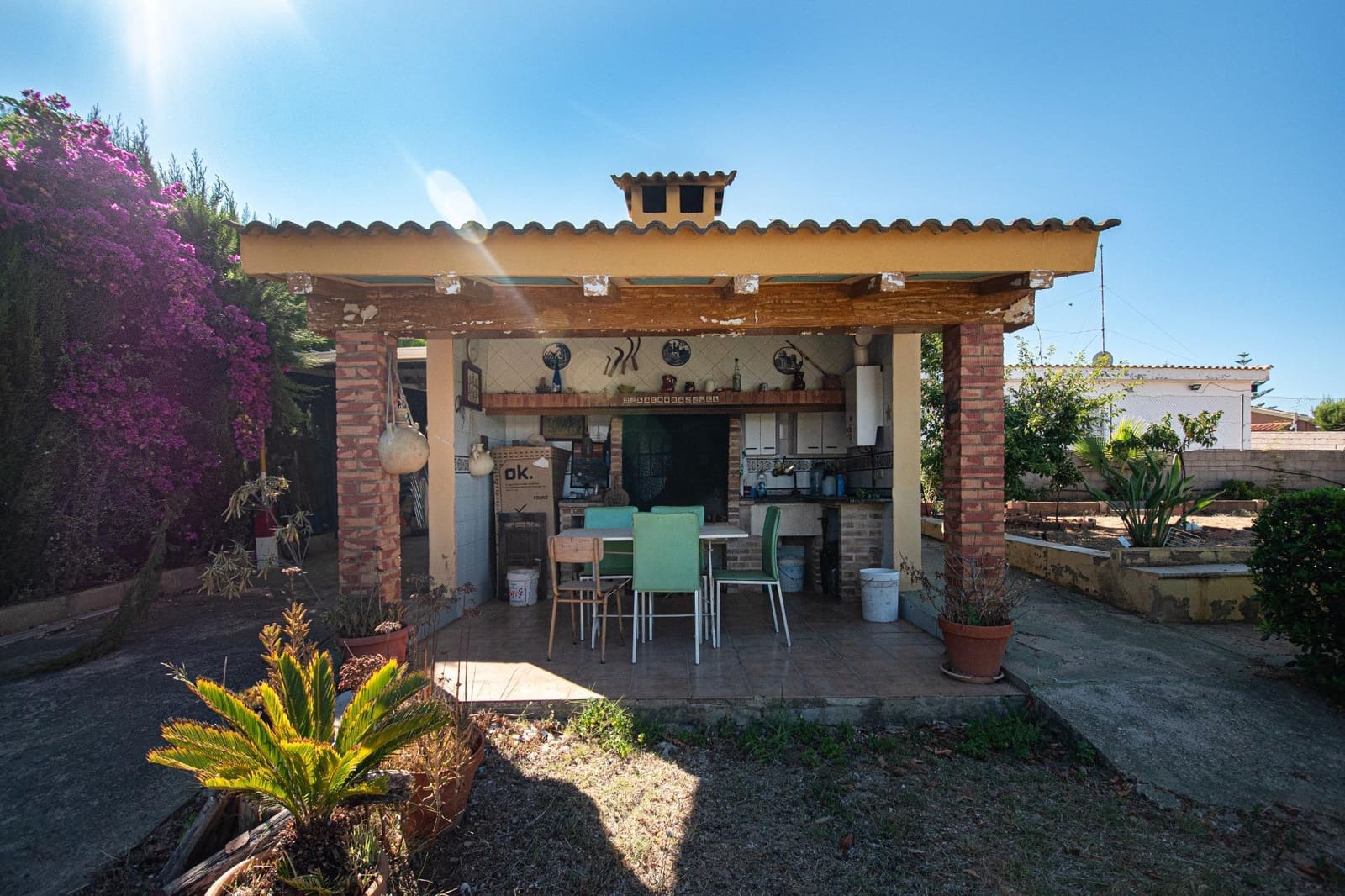 Villa for sale in Montserrat - € 119,900 (Ref: 9942488)