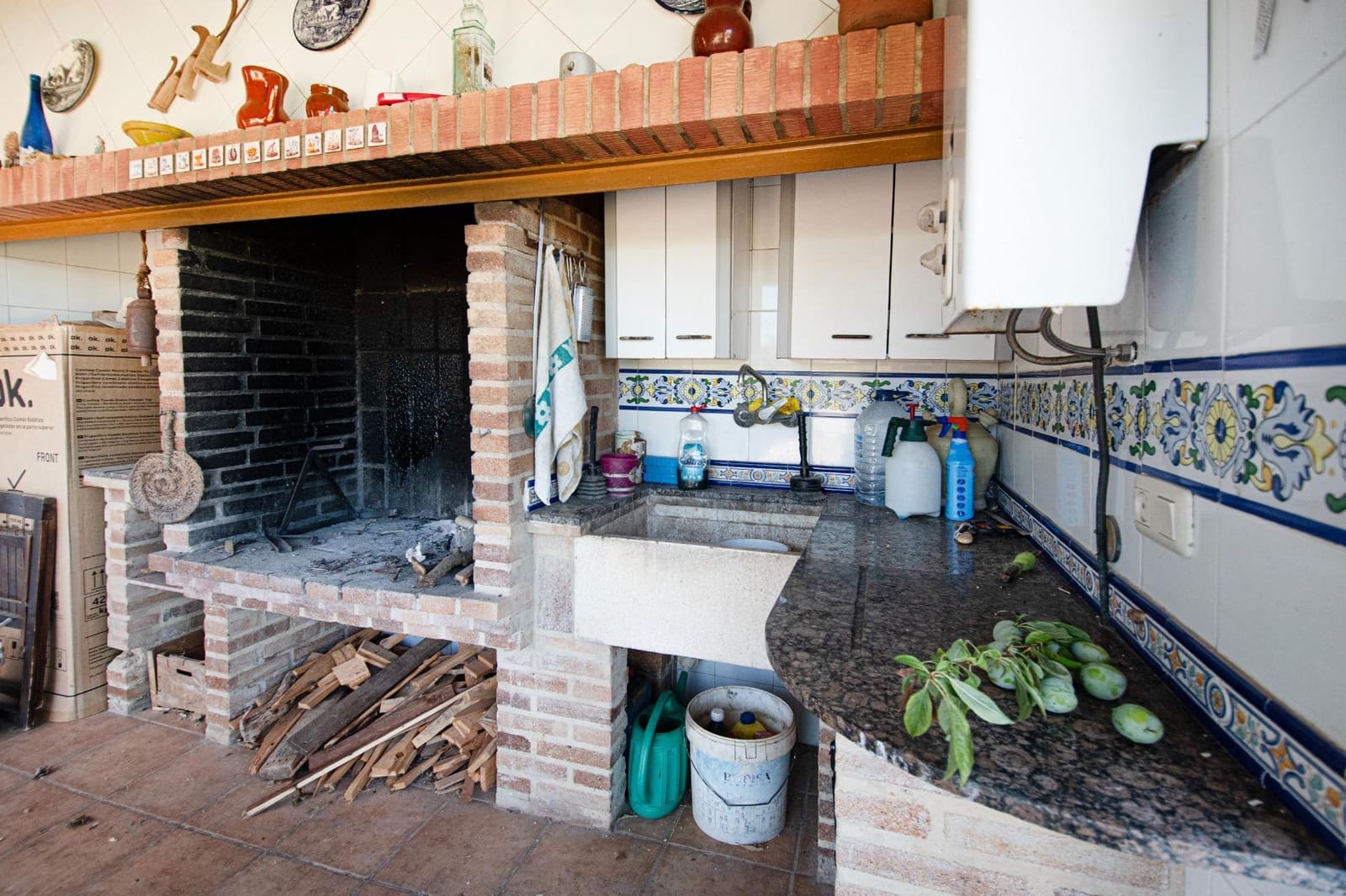 Villa for sale in Montserrat - € 119,900 (Ref: 9942488)
