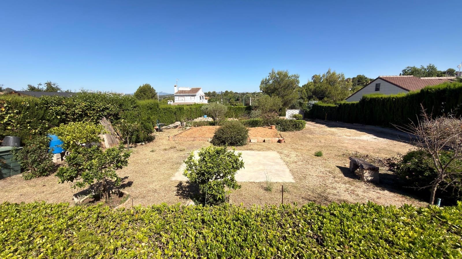 Villa for sale in Montserrat - € 119,900 (Ref: 9942488)